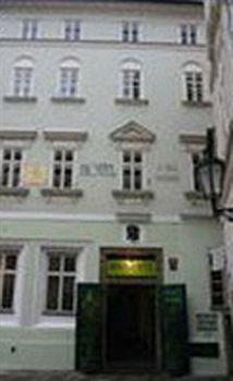 U Tri Bubnu 3* Prague