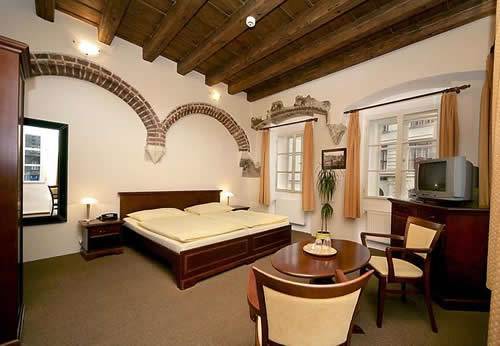 U Tri Bubnu Hotel Prag